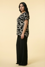 Load image into Gallery viewer, Abstract Script Print Blouse (4 Color Options)