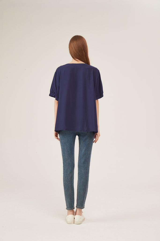 Navy Blue Floral Embroidery Puff-Sleeve Loose Blouse