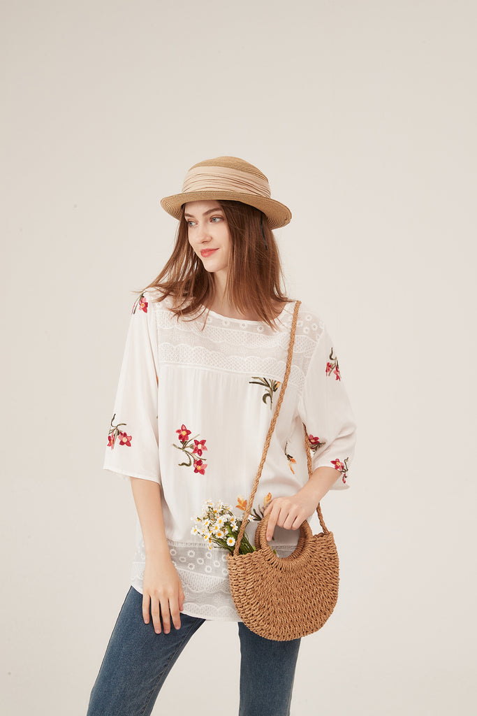 Lace Panel Floral Embroidery 34-Sleeve Loose White Blouse