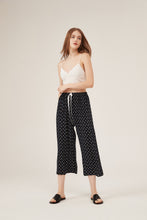 Load image into Gallery viewer, Navy Mini-Print Scalloped-Hem Cropped Pants