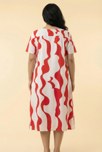 Load image into Gallery viewer, Wavy Stripe-Pattern Loose-Fit Midi Dress (5 Color Options)