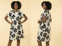 Load image into Gallery viewer, Bold Floral-Print Loose-Fit Midi Dress (2 Color Options)