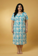 Load image into Gallery viewer, Geometric Spiral-Pattern Loose-Fit Midi Dress (5 Color Options)