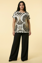 Load image into Gallery viewer, Art Deco Fan-Print Linen Blouse (4 Color Options)
