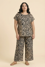 Load image into Gallery viewer, Organic Wave-Pattern Modest Loungewear Set (4 Color Options)