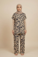 Load image into Gallery viewer, Organic Swirl-Pattern Modest Loungewear Set
