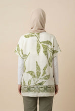 Load image into Gallery viewer, Botanical Print Short-Sleeve Top (Multiple Prints &amp; Colors Available)