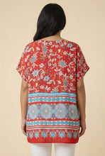 Load image into Gallery viewer, Dolman Sleeve Border Print Top