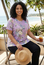 Load image into Gallery viewer, Curved Hem Printed Short-Sleeve Tee