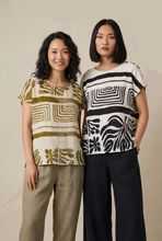 Load image into Gallery viewer, Abstract Print Linen-Blend Blouse (4 Color Options)